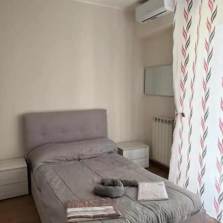 Arene Apartament Neapol